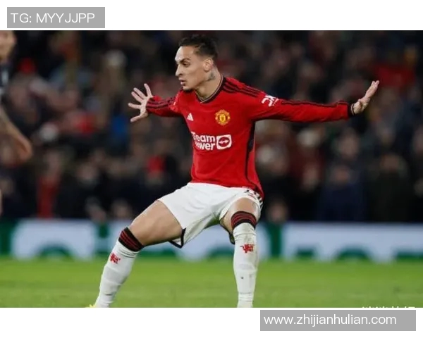 足球百大球星球迷的心声与情感共鸣:探索世界顶级球员背后的粉丝故事 足球百大球星球迷的心声与情感共鸣:探索世界顶级球员背后的粉丝故事